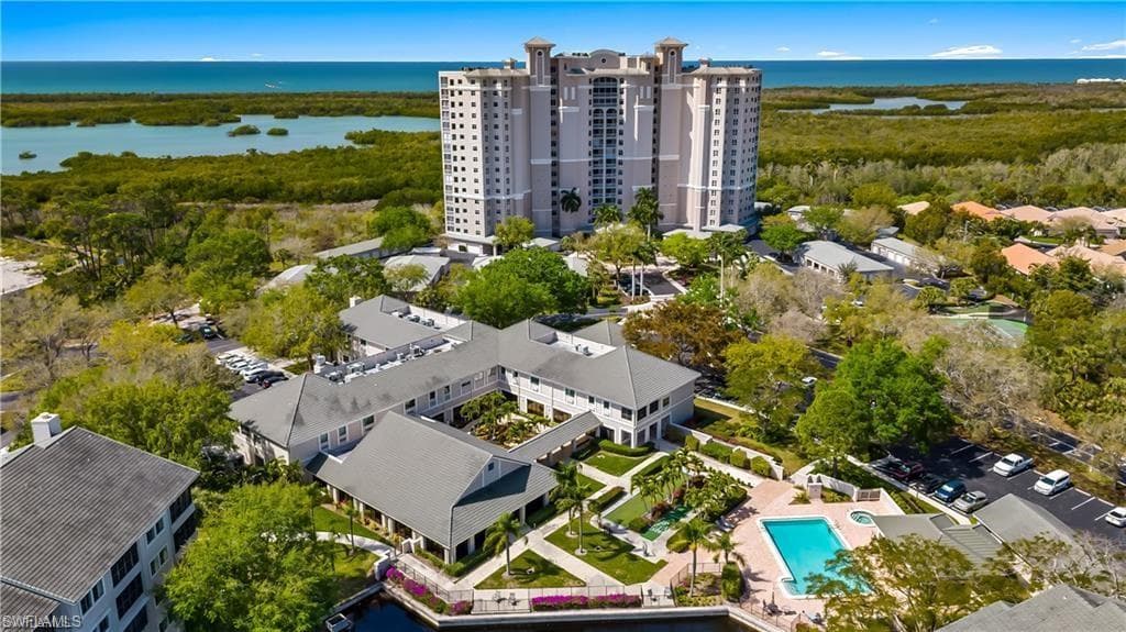 401 Arbor Lake Dr 4-101, Naples, FL 34110-37