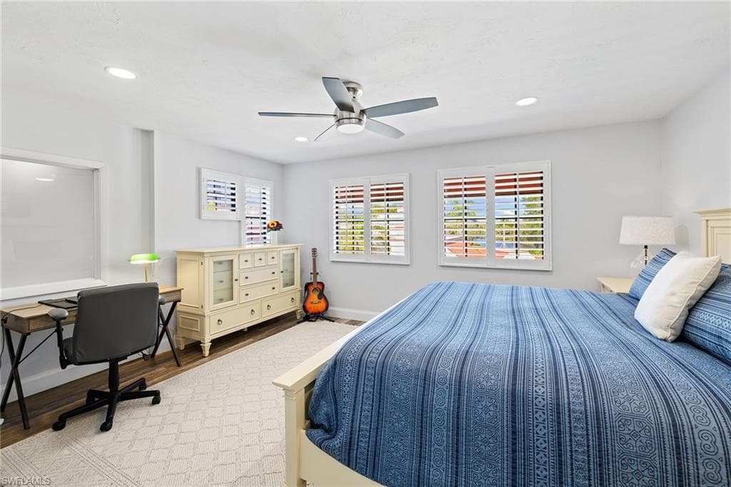 629 Serendipity Dr 629, Naples, FL 34108-16