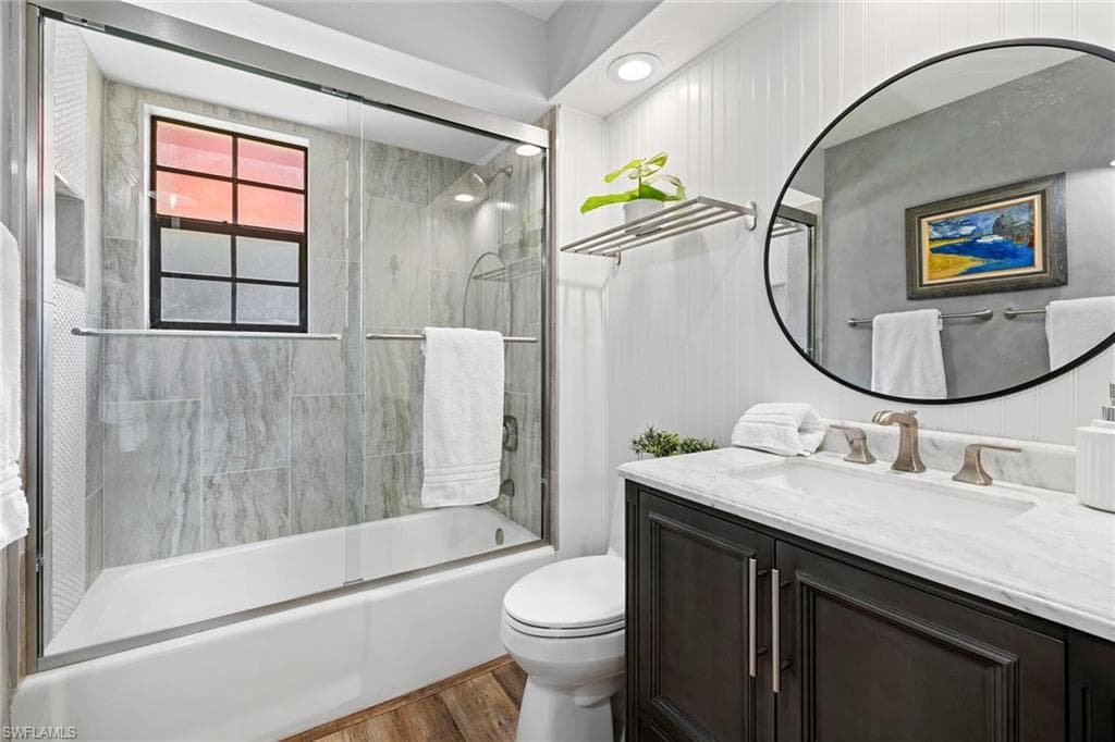 629 Serendipity Dr 629, Naples, FL 34108-22