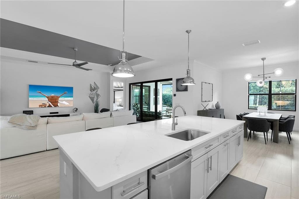 3150 Heather Glen Ct, Naples, FL 34114-11