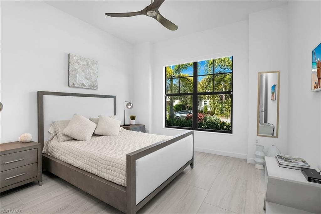 3150 Heather Glen Ct, Naples, FL 34114-24