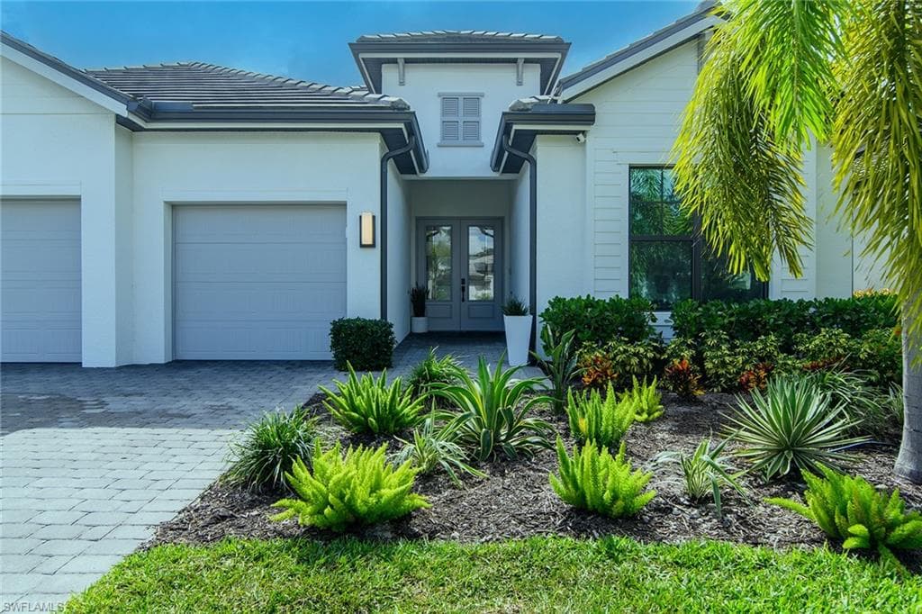 3150 Heather Glen Ct, Naples, FL 34114-3