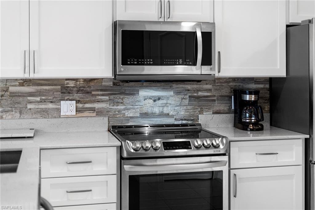 3540 Islandwalk Cir, Naples, FL 34119-14