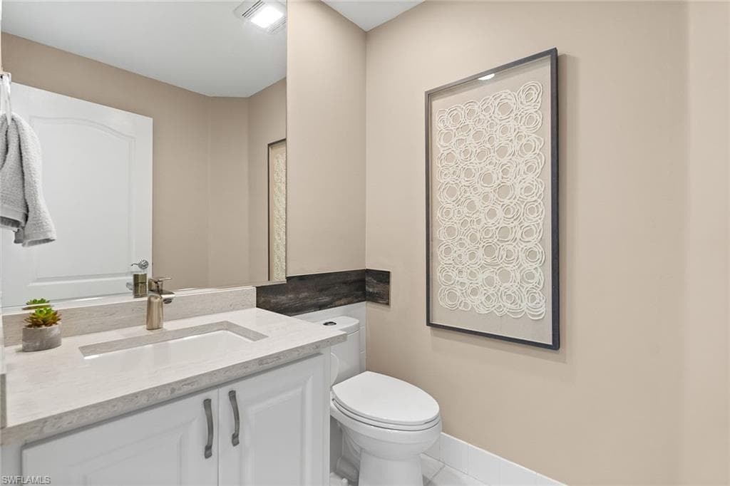 3540 Islandwalk Cir, Naples, FL 34119-17