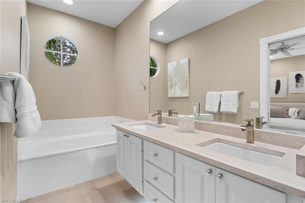 3540 Islandwalk Cir, Naples, FL 34119-21