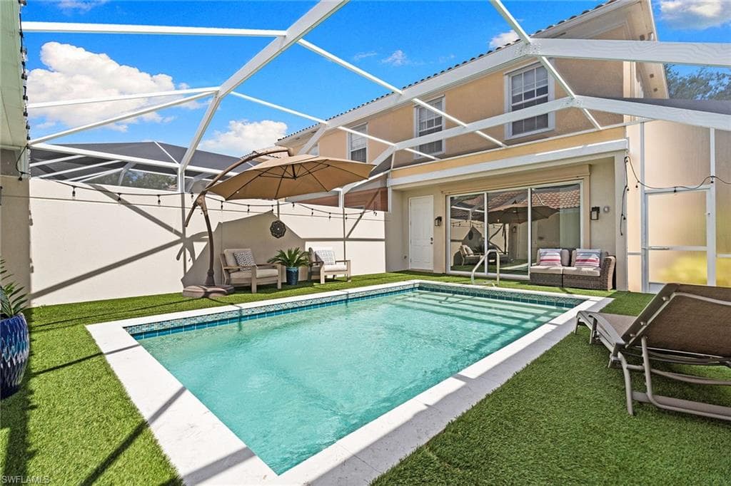 3540 Islandwalk Cir, Naples, FL 34119-29