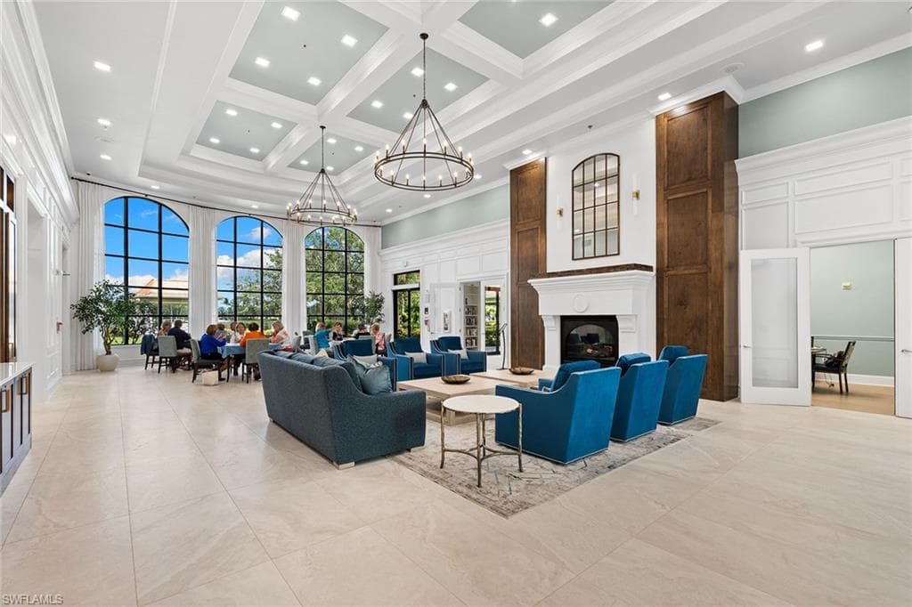 3540 Islandwalk Cir, Naples, FL 34119-34