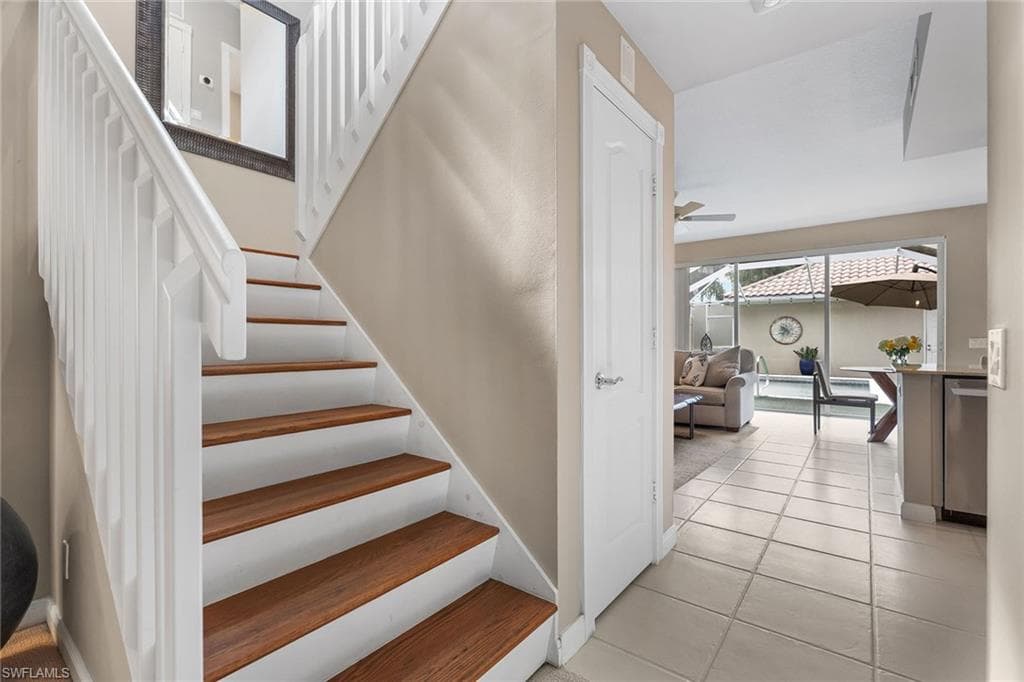 3540 Islandwalk Cir, Naples, FL 34119-4