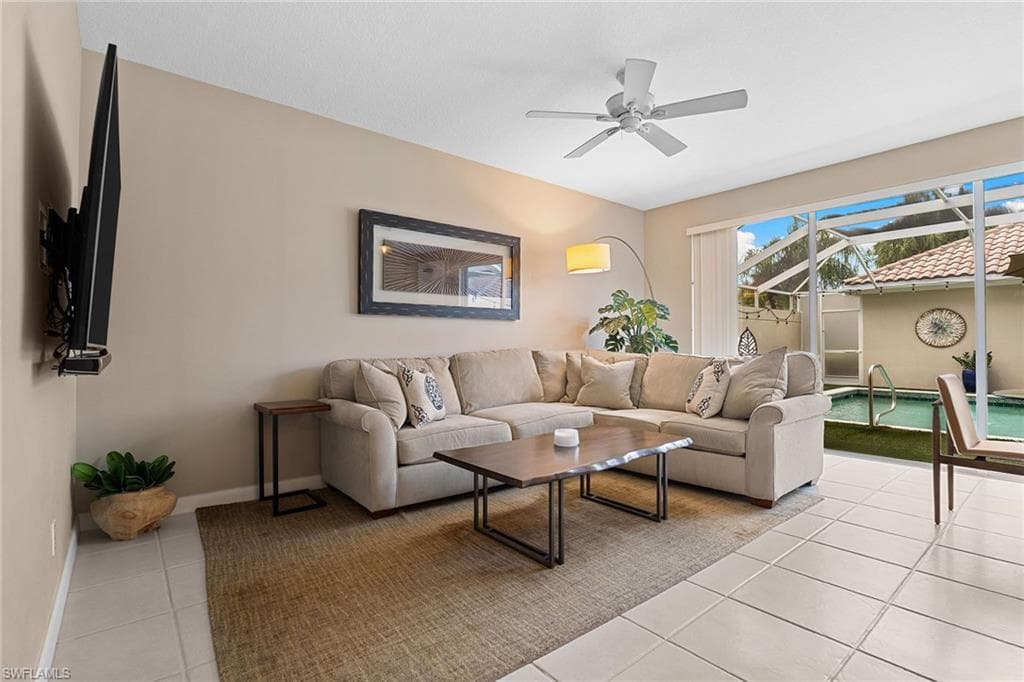 3540 Islandwalk Cir, Naples, FL 34119-6