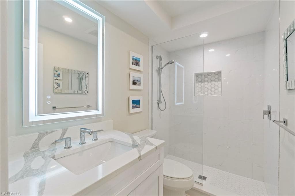 603 12th Ave S, Naples, FL 34102-8