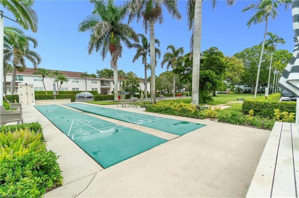 603 12th Ave S, Naples, FL 34102-19