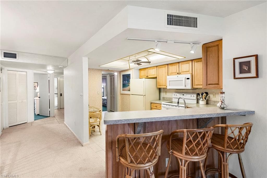 1041 Collier Blvd 102, Marco Island, FL 34145-11