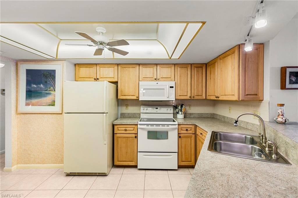 1041 Collier Blvd 102, Marco Island, FL 34145-12