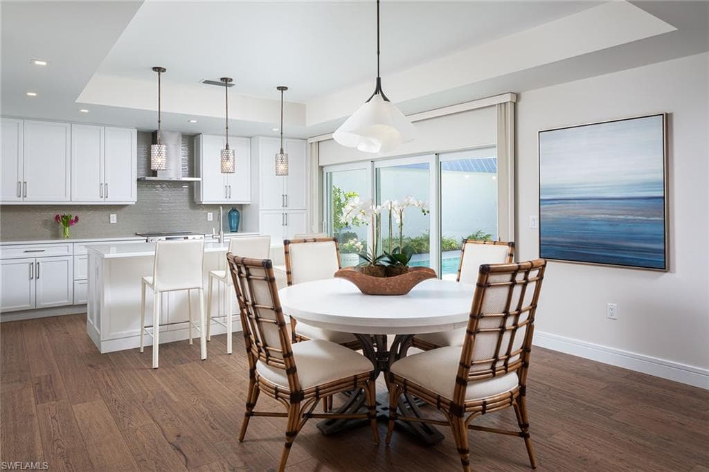 4830 West Blvd, Naples, FL 34103-9