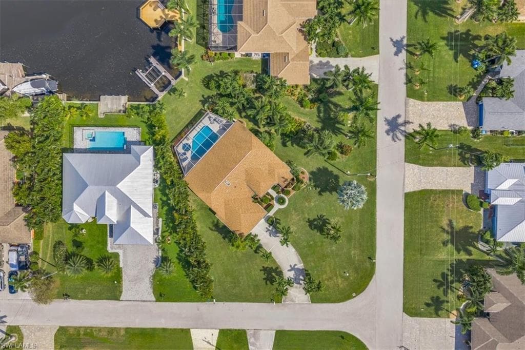 2569 27th Ave, Cape Coral, FL 33914-35