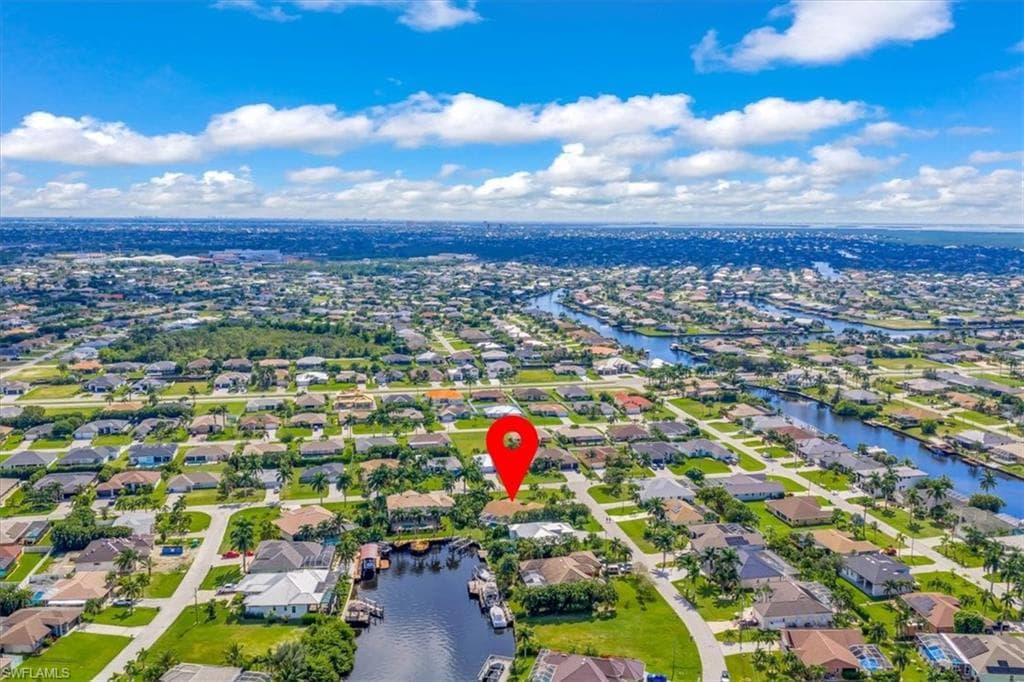 2569 27th Ave, Cape Coral, FL 33914-37