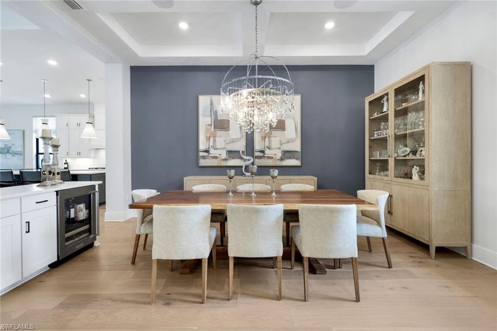 16221 Verilyn Cir, Naples, FL 34110-22