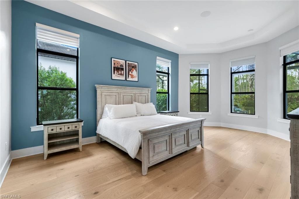 16221 Verilyn Cir, Naples, FL 34110-24