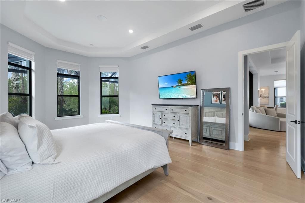 16221 Verilyn Cir, Naples, FL 34110-25