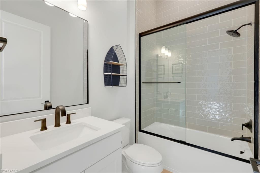 16221 Verilyn Cir, Naples, FL 34110-30