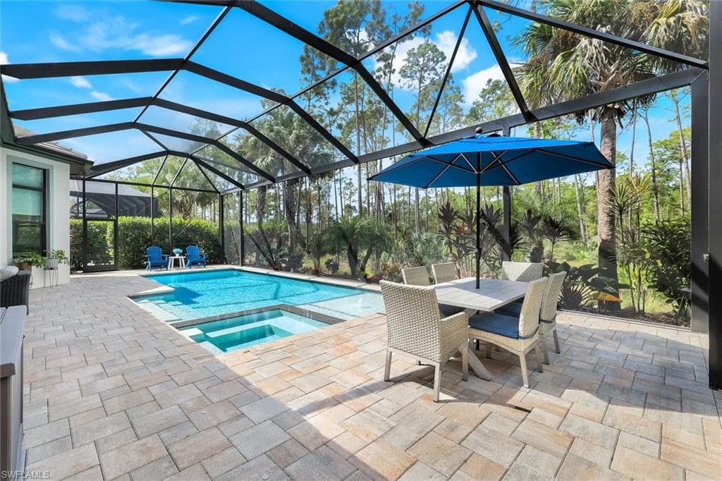 16221 Verilyn Cir, Naples, FL 34110-39