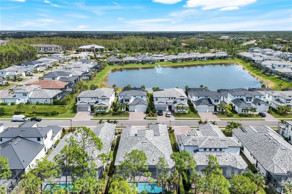 16221 Verilyn Cir, Naples, FL 34110-43