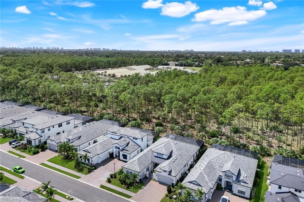 16221 Verilyn Cir, Naples, FL 34110-44