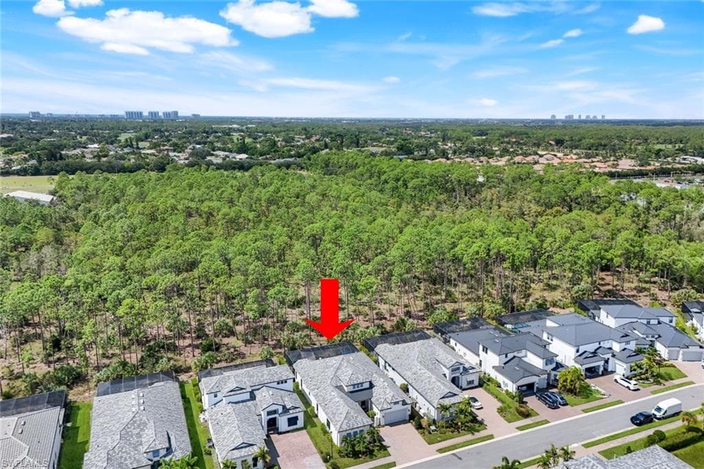 16221 Verilyn Cir, Naples, FL 34110-5