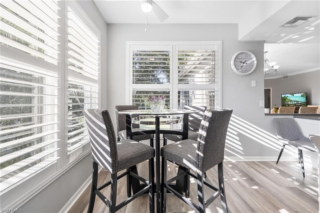 4650 Yacht Harbor Dr 121, Naples, FL 34112-13