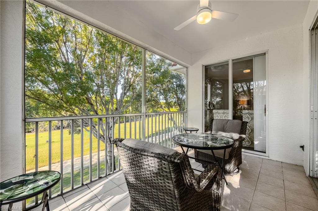 4650 Yacht Harbor Dr 121, Naples, FL 34112-30