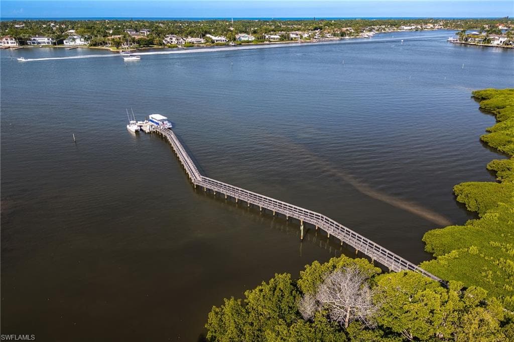 4650 Yacht Harbor Dr 121, Naples, FL 34112-46
