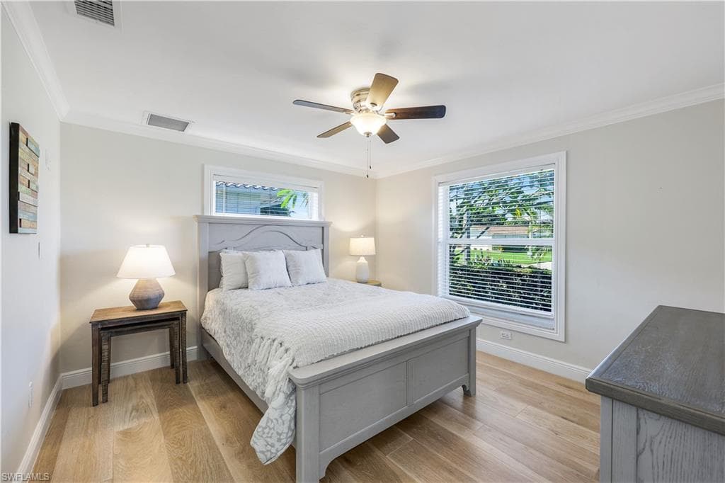 427 Nassau Ct, Marco Island, FL 34145-15