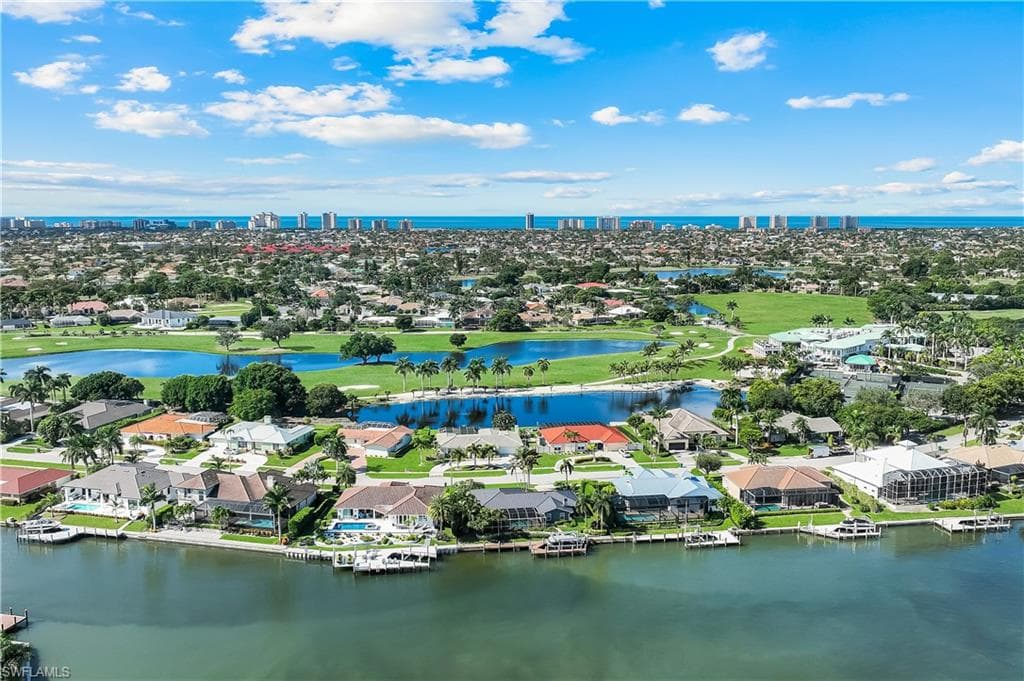 427 Nassau Ct, Marco Island, FL 34145-33