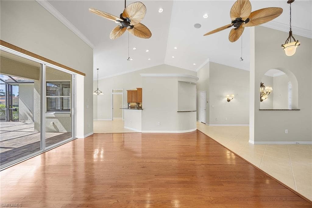 5024 Old Pond Dr, Naples, FL 34104-8