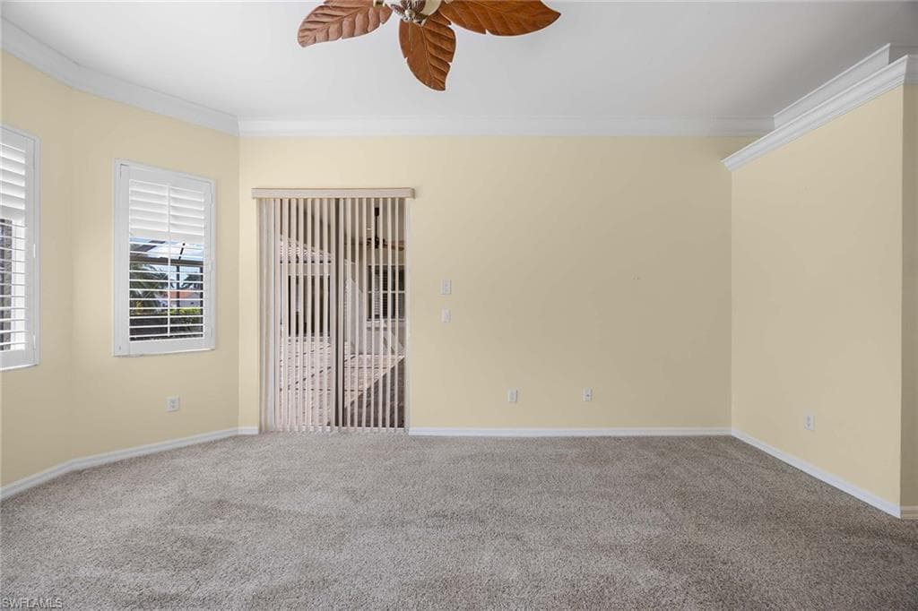 5024 Old Pond Dr, Naples, FL 34104-20