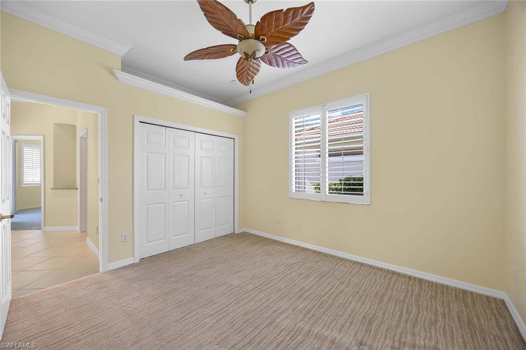 5024 Old Pond Dr, Naples, FL 34104-27