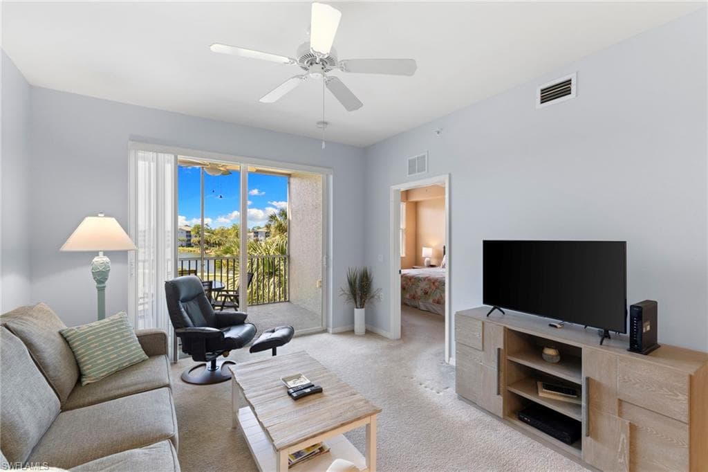 4010 Loblolly Bay Dr 303, Naples, FL 34114-8