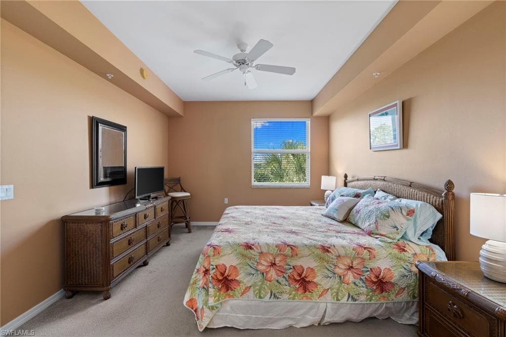 4010 Loblolly Bay Dr 303, Naples, FL 34114-25