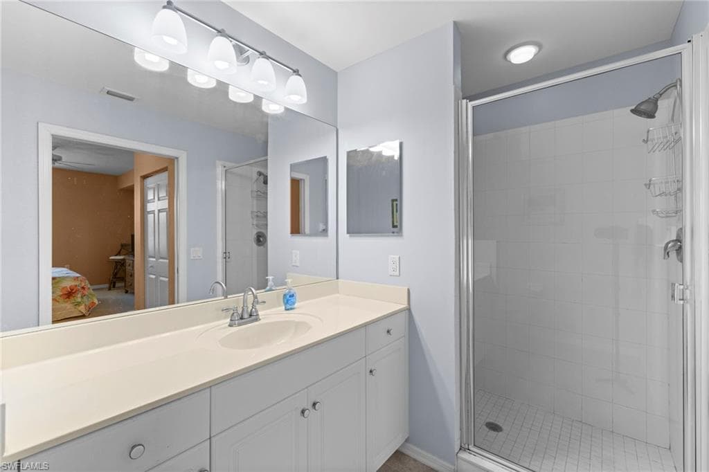 4010 Loblolly Bay Dr 303, Naples, FL 34114-28