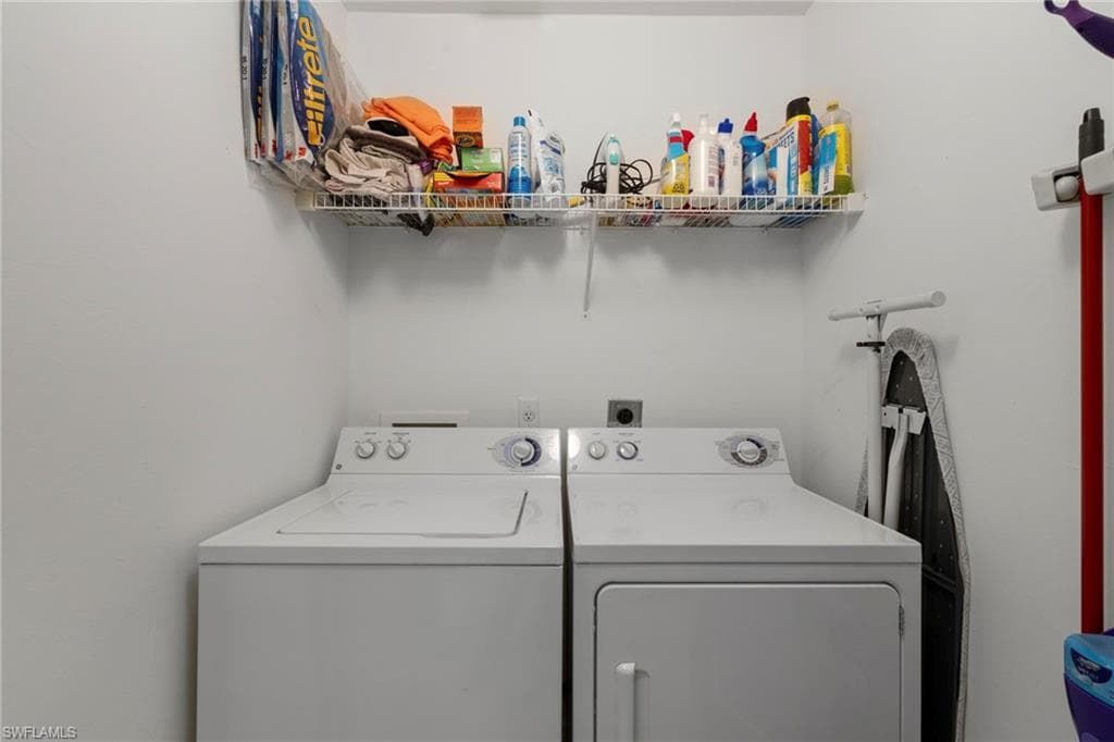 4010 Loblolly Bay Dr 303, Naples, FL 34114-31