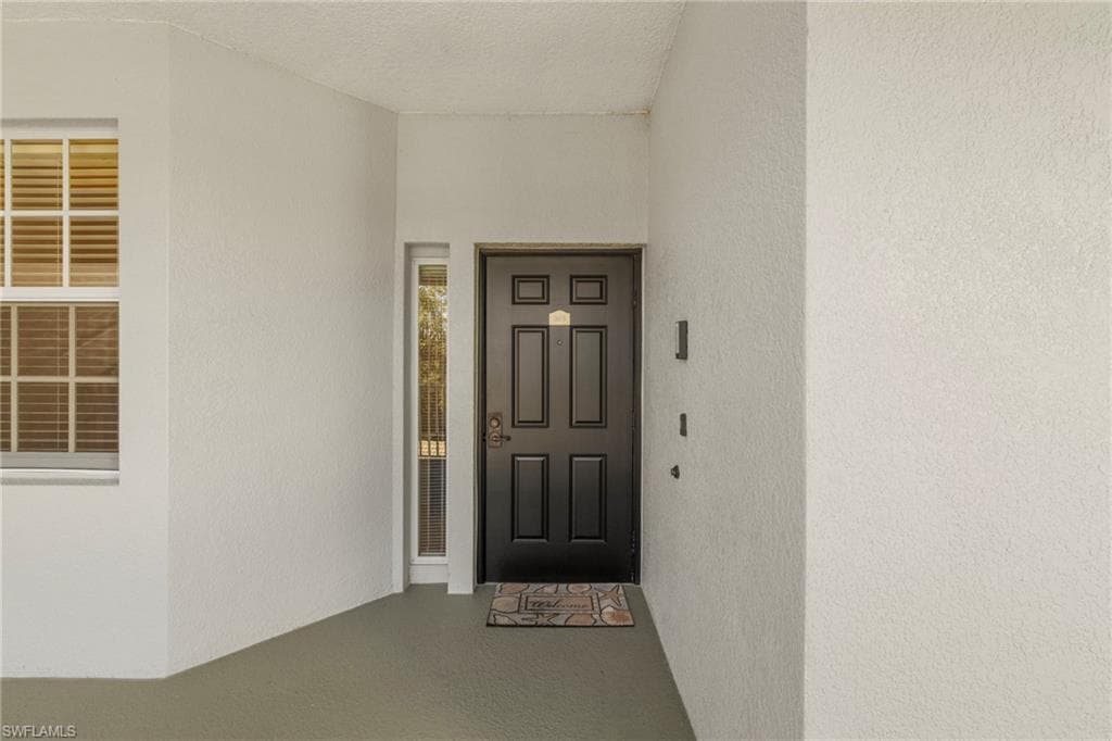 4010 Loblolly Bay Dr 303, Naples, FL 34114-35