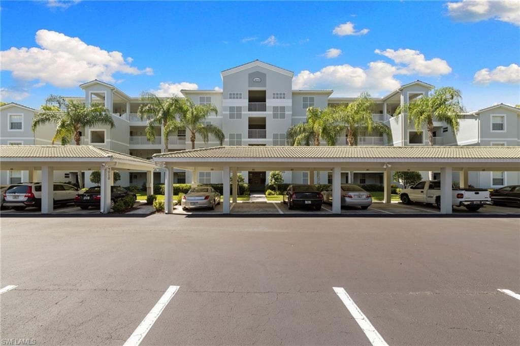 4010 Loblolly Bay Dr 303, Naples, FL 34114-37