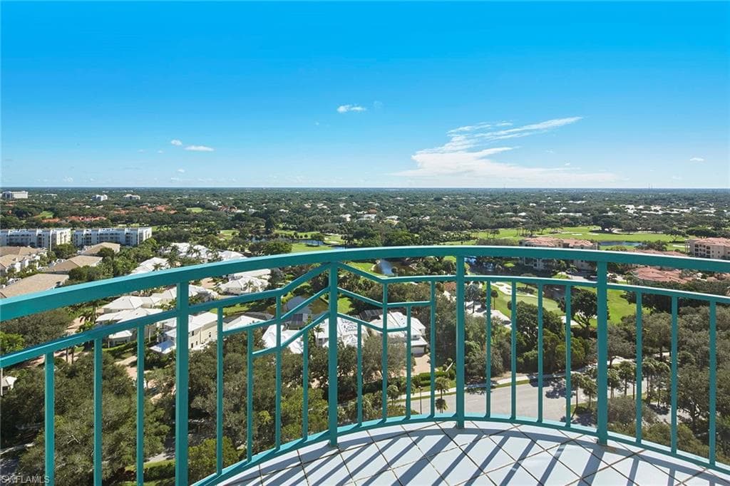 7515 Pelican Bay Blvd 22c, Naples, FL 34108-13