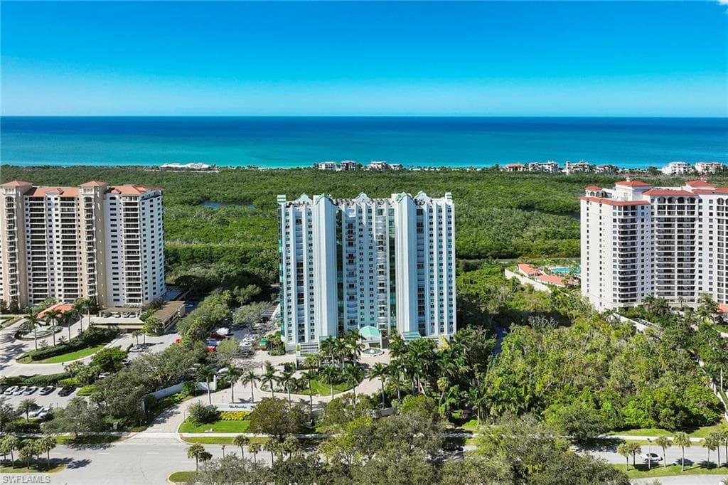 7515 Pelican Bay Blvd 22c, Naples, FL 34108-19