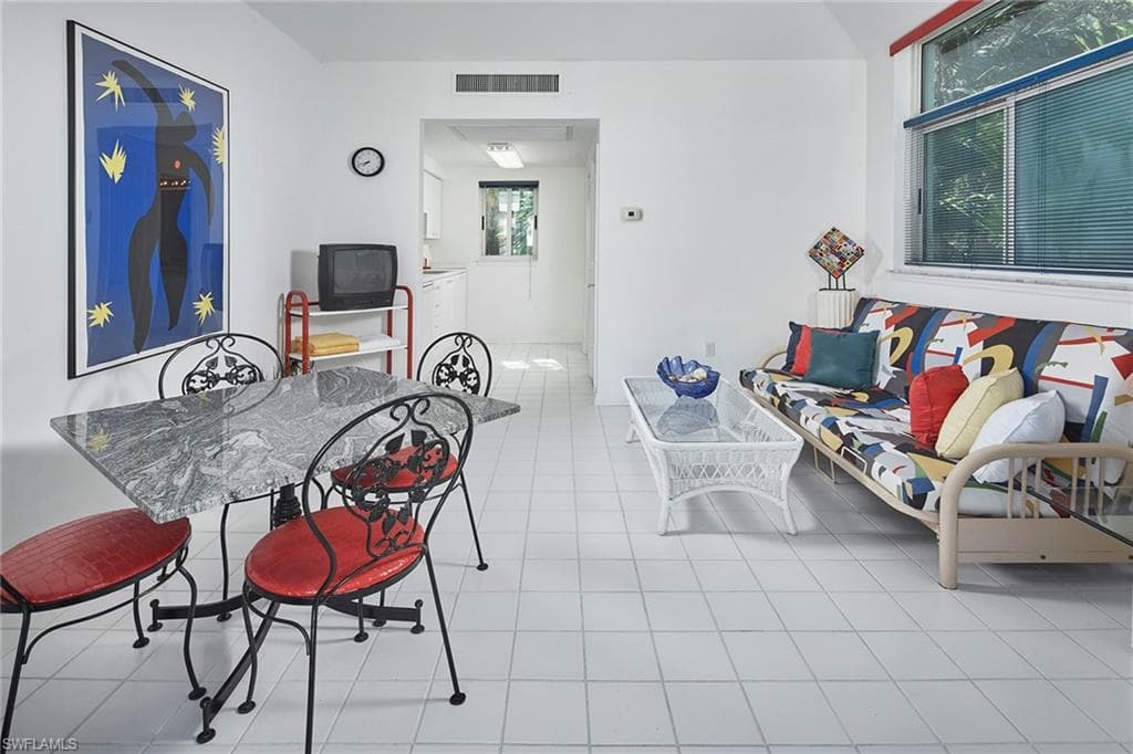 7515 Pelican Bay Blvd 22c, Naples, FL 34108-20