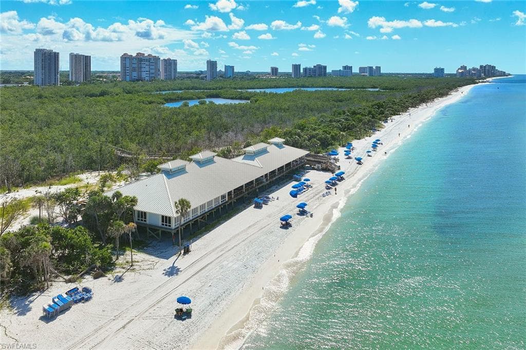 7515 Pelican Bay Blvd 22c, Naples, FL 34108-23