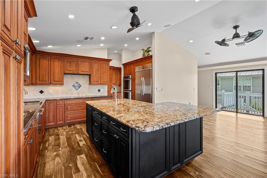 18292 Deep Passage Ln, Fort Myers Beach, FL 33931-23