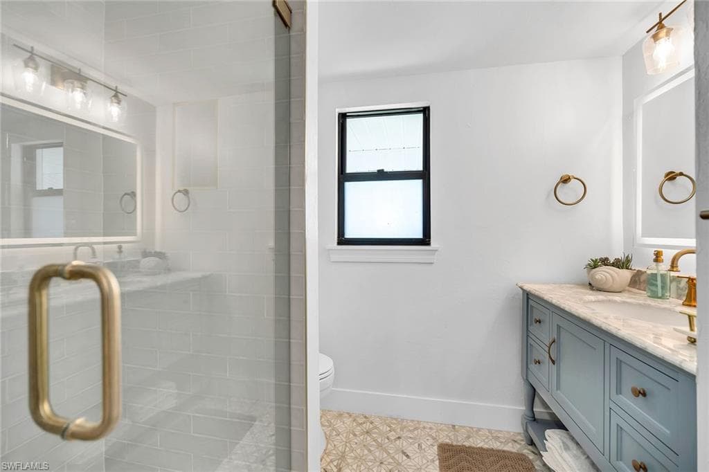 169 Ibis St, Fort Myers Beach, FL 33931-24