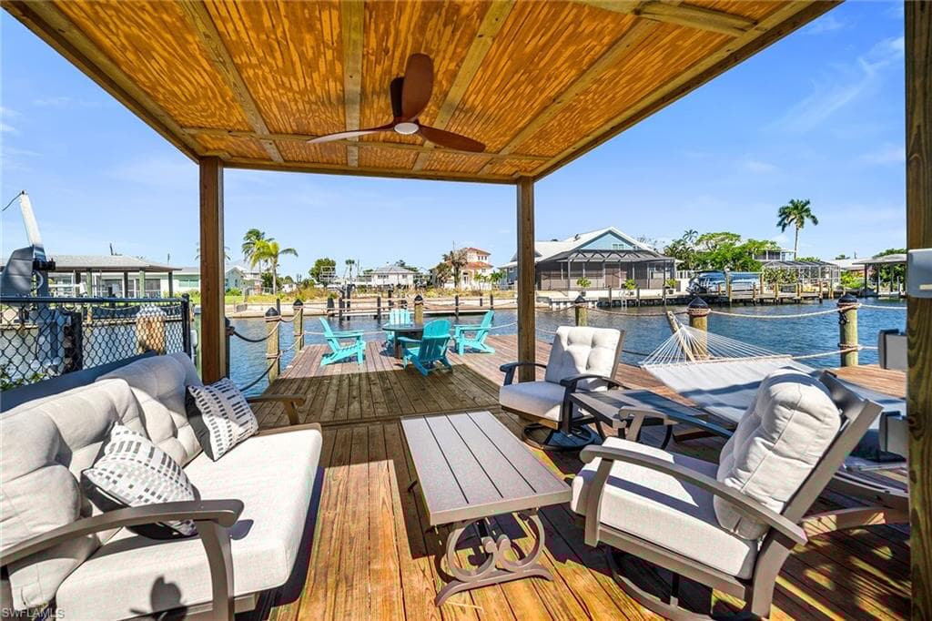 169 Ibis St, Fort Myers Beach, FL 33931-33