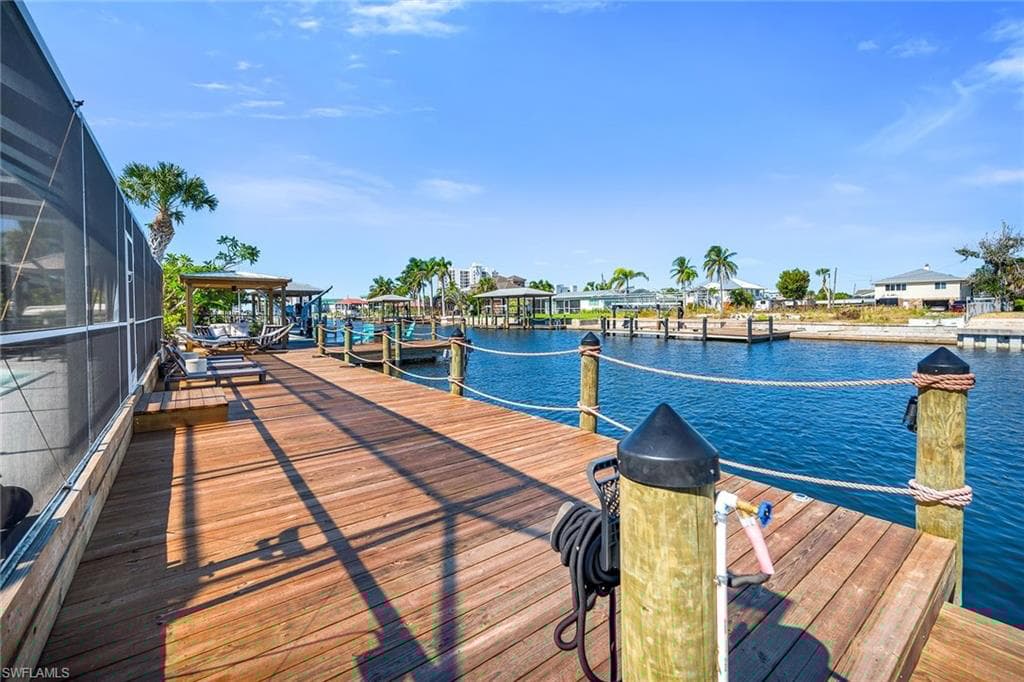 169 Ibis St, Fort Myers Beach, FL 33931-34